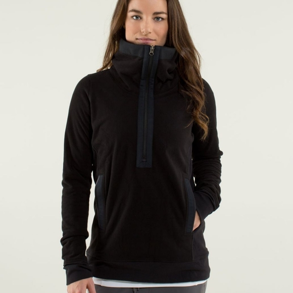 Rare! Lululemon Post Chaturanga fleece 6 EUC
